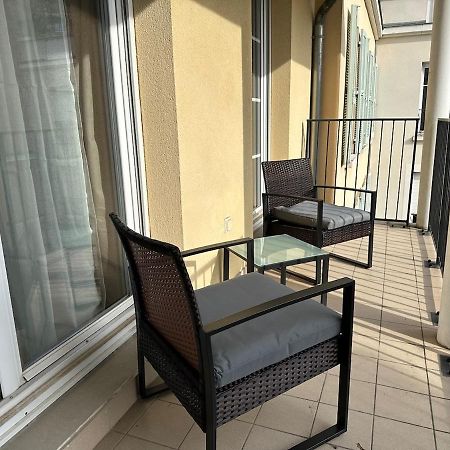 Apartamento L'Escale Du Trianon Le Plessis-Robinson Exterior foto