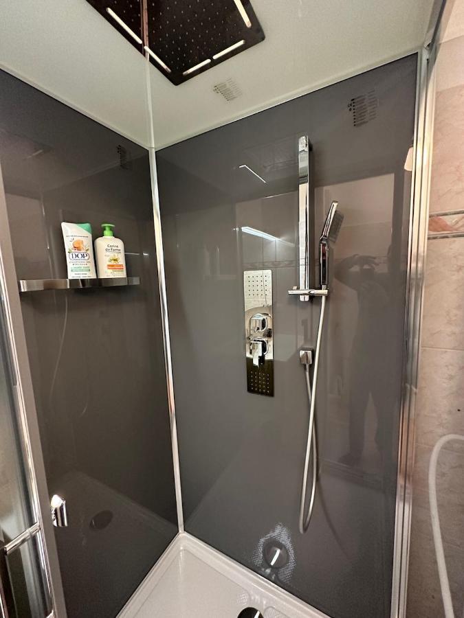 Apartamento L'Escale Du Trianon Le Plessis-Robinson Exterior foto